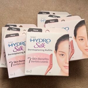 chic Hydro Silk Dermaplaning Refills - White and Pink